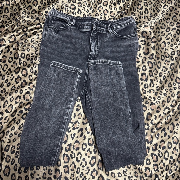 Reitmans Skinny Jeans - Size 31 - Dark Grey Acid Wash - Picture 1 of 2